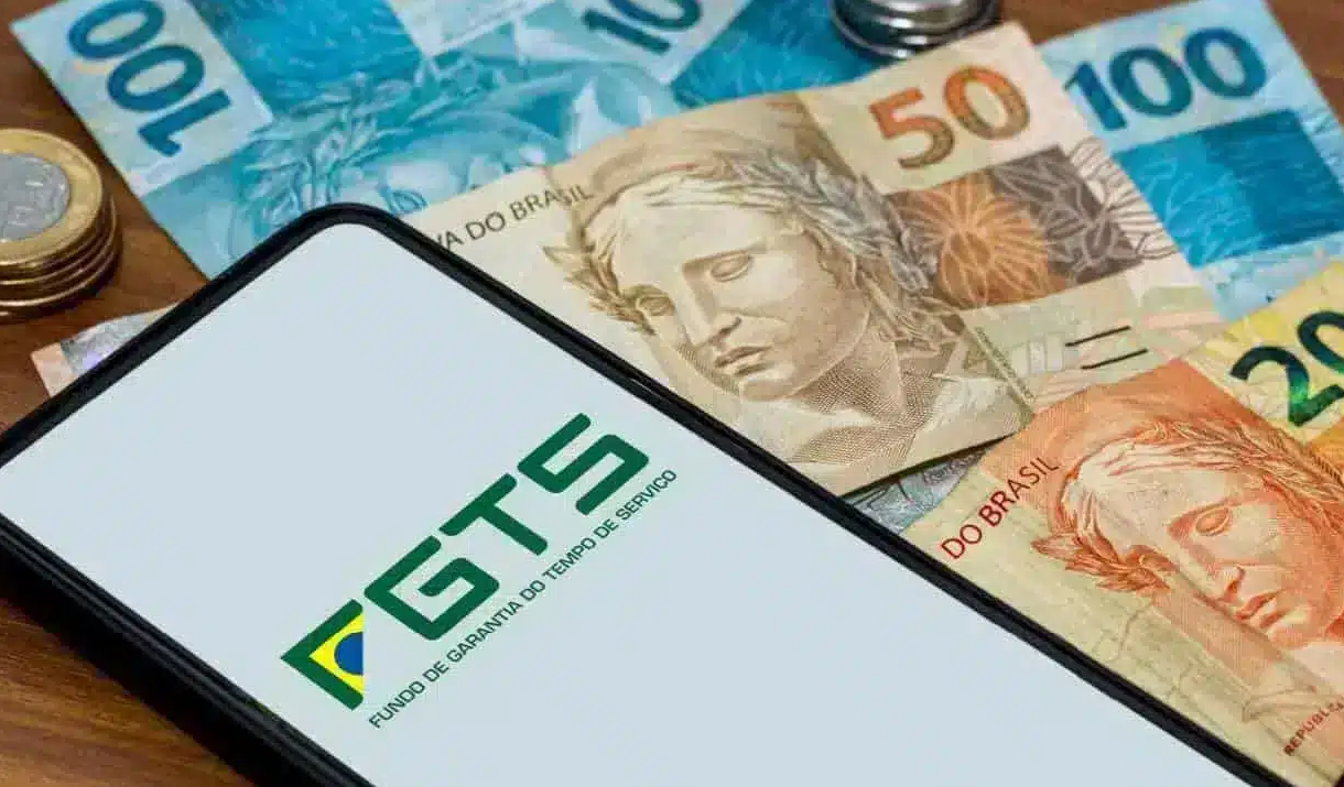 No momento, você está visualizando Trocar as dívidas por um Empréstimo Consignado ao FGTS vale a pena?