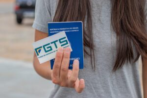 Leia mais sobre o artigo Quem aderiu ao saque-aniversário do FGTS agora pode ter crédito?